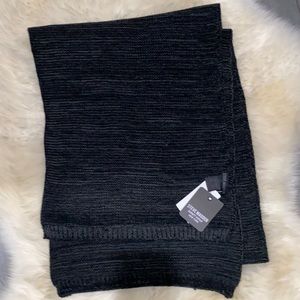 NWT Men’s Steve Madden Gray Knit Textured Winter Scarf
